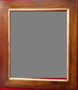 Cornice in legno di noce con profilo interno dorato I° XIX° sec. luce cm.45.5 x 51.5 batt. cm. 44x.53